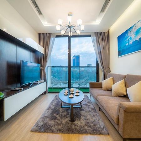 Bom Homes- Vinhomes Metropolis-Service Apartment 하노이 외부 사진