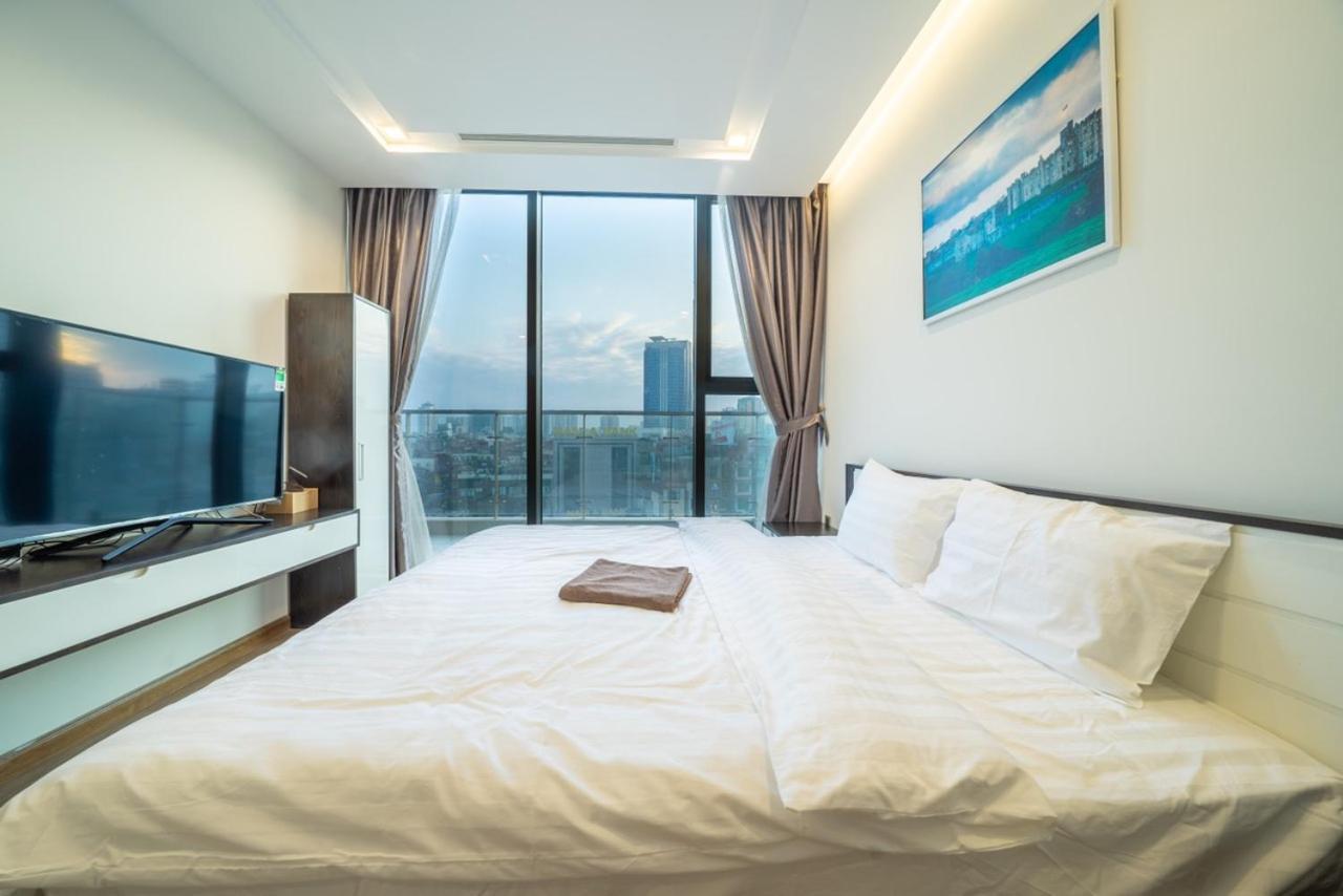 Bom Homes- Vinhomes Metropolis-Service Apartment 하노이 외부 사진