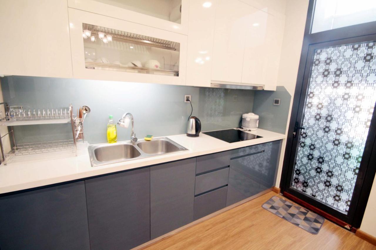 Bom Homes- Vinhomes Metropolis-Service Apartment 하노이 외부 사진
