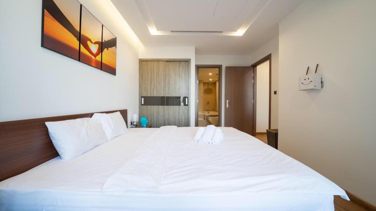 Bom Homes- Vinhomes Metropolis-Service Apartment 하노이 외부 사진