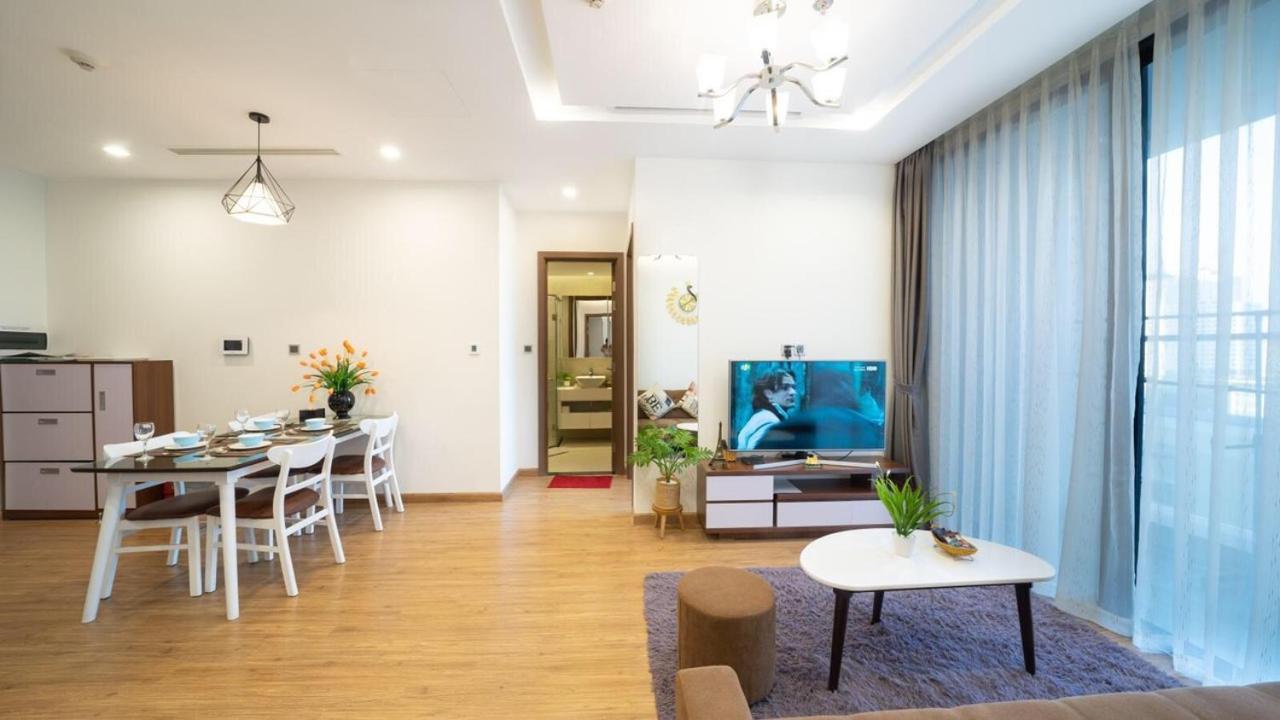 Bom Homes- Vinhomes Metropolis-Service Apartment 하노이 외부 사진