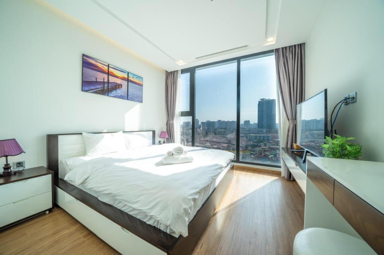 Bom Homes- Vinhomes Metropolis-Service Apartment 하노이 외부 사진