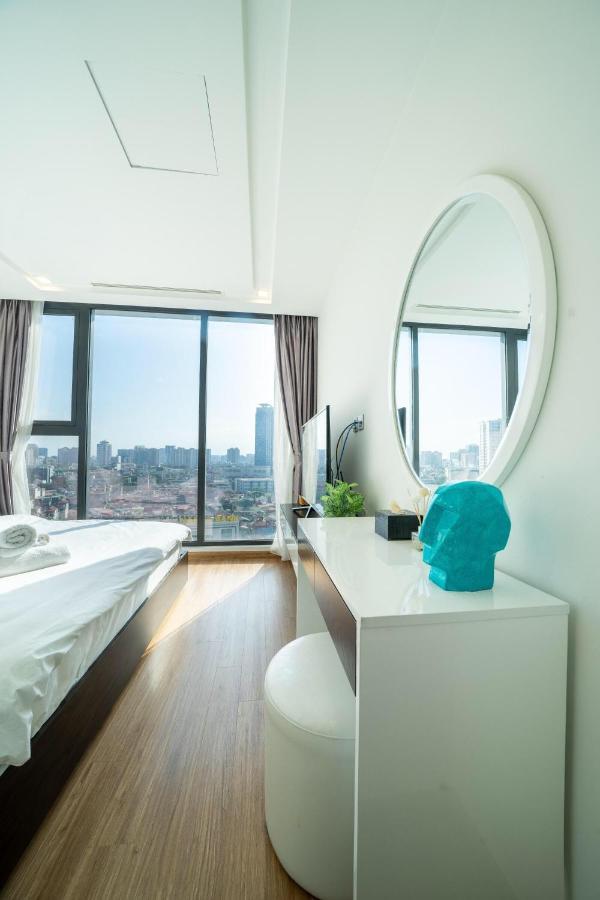 Bom Homes- Vinhomes Metropolis-Service Apartment 하노이 외부 사진