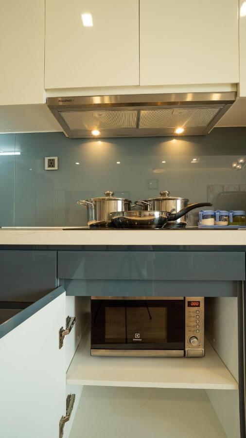 Bom Homes- Vinhomes Metropolis-Service Apartment 하노이 외부 사진