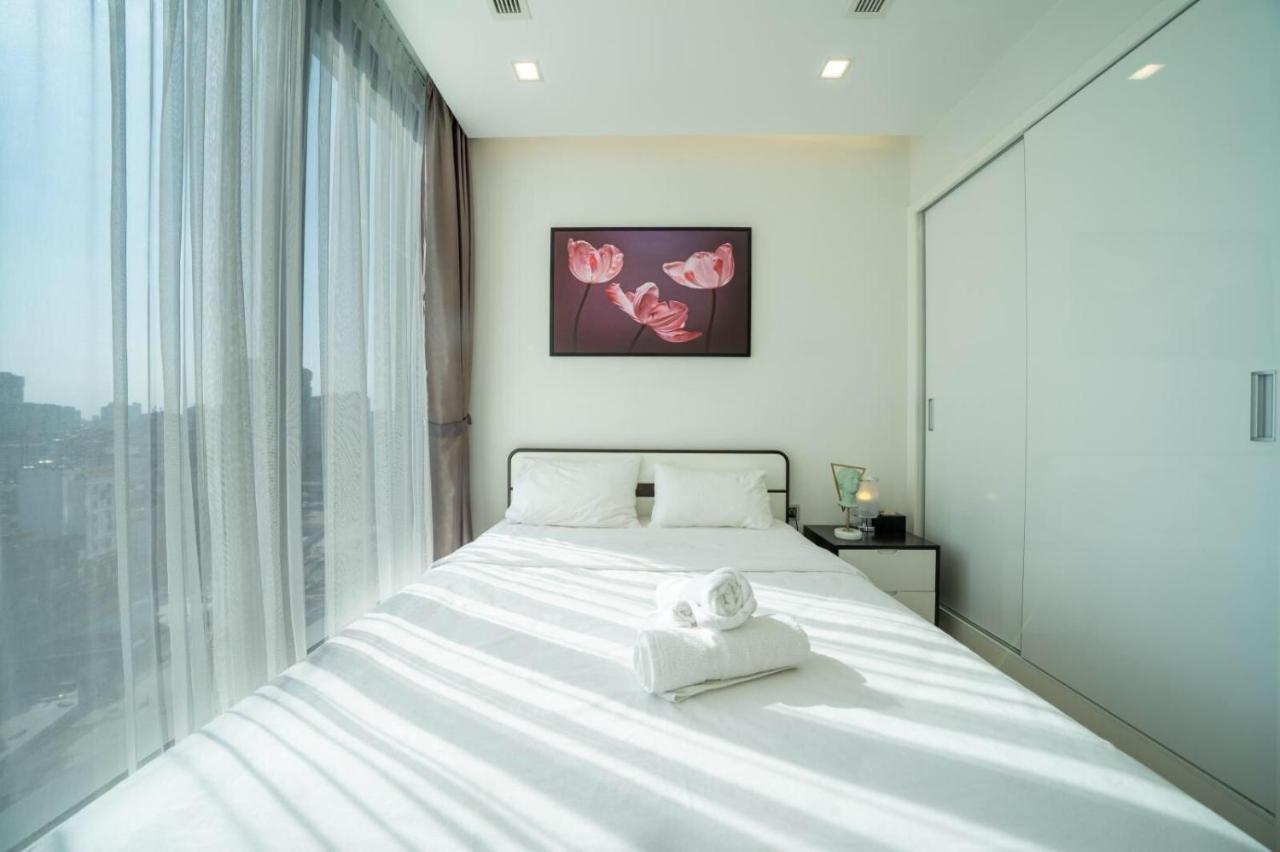 Bom Homes- Vinhomes Metropolis-Service Apartment 하노이 외부 사진